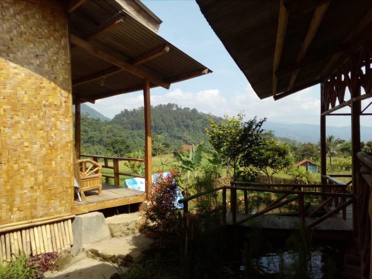 De Salak Homestay Богор Екстер'єр фото