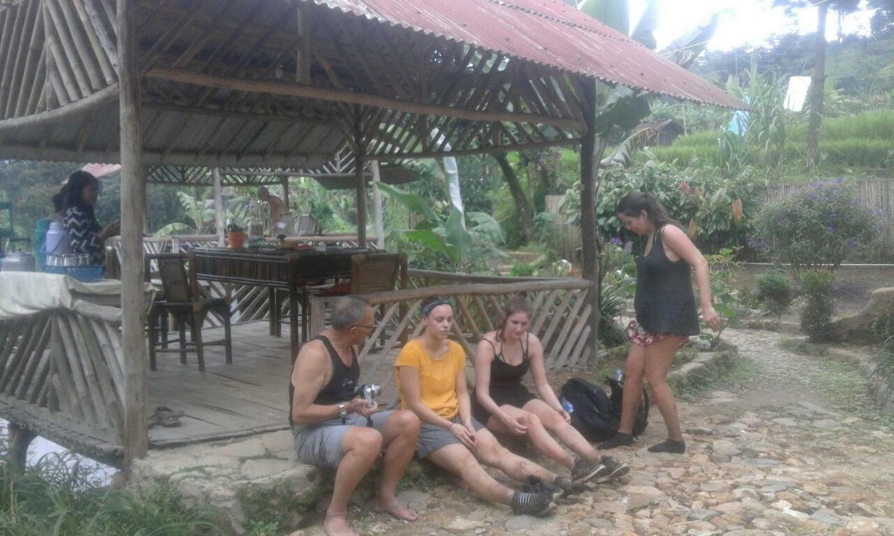 De Salak Homestay Богор Екстер'єр фото