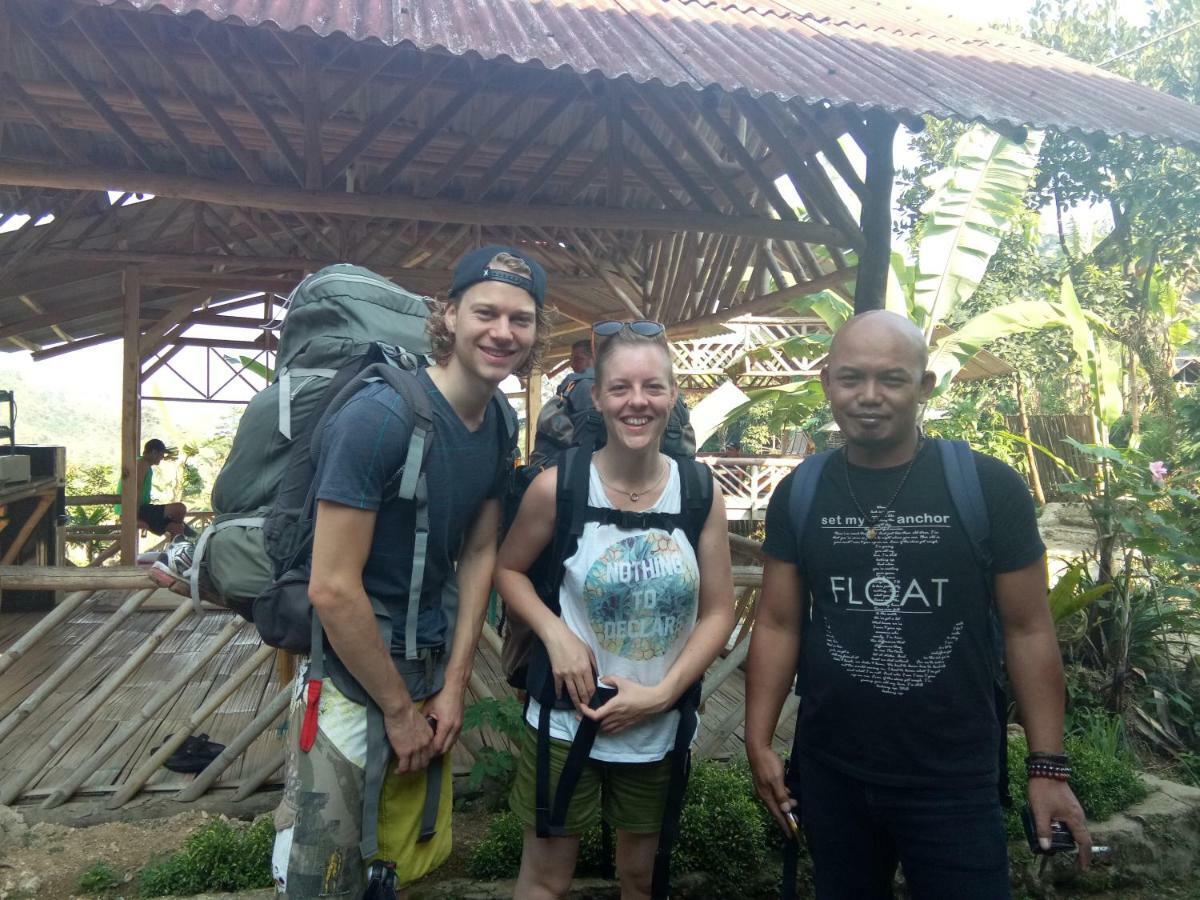 De Salak Homestay Богор Екстер'єр фото