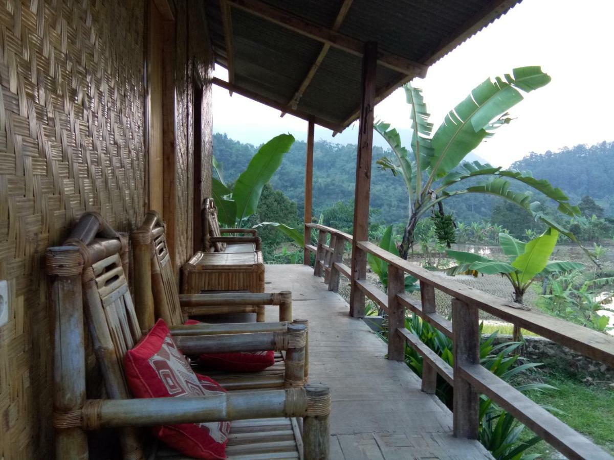 De Salak Homestay Богор Екстер'єр фото