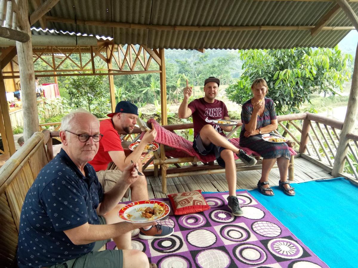 De Salak Homestay Богор Екстер'єр фото
